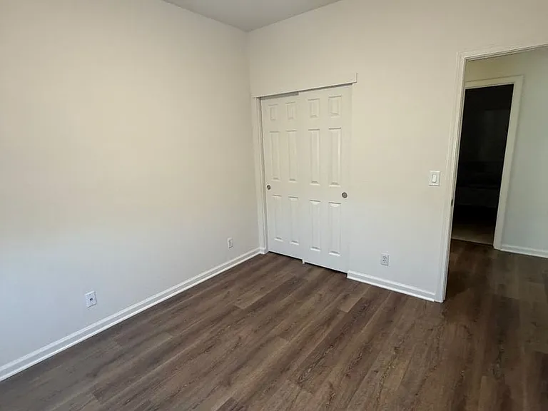 702 Chandon Dr — Photo 21