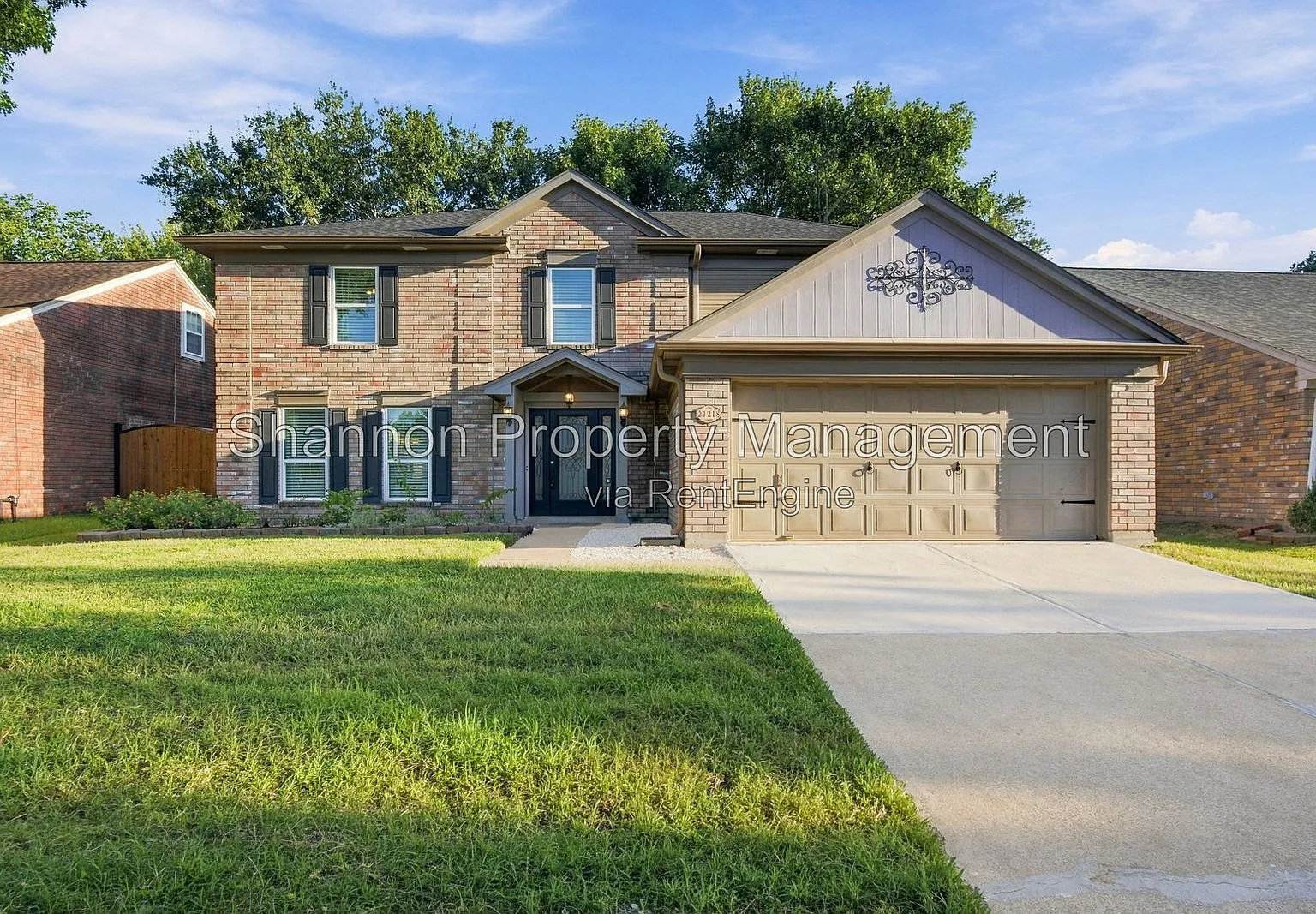 4 bed, 2.5 bath, 2396 sqft, $2,650 — Photo 1