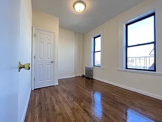 Rented by Modern Spaces