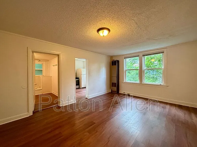 37 Skyview Pl #10 — Photo 4