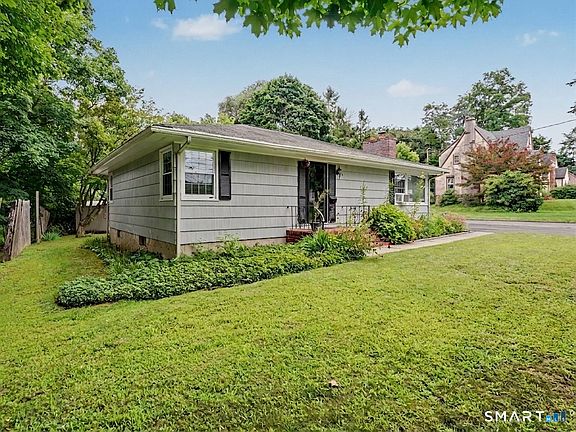 2nd image of 25 Elgin Avenue