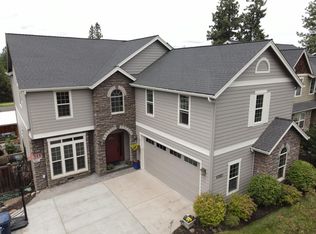 60821 Yellow Leaf St, Bend, OR 97702