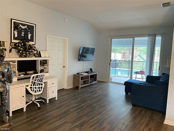 5th image of 1011R Soldier Creek Ct