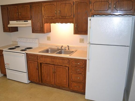 4th image of 2705 NW 5th St