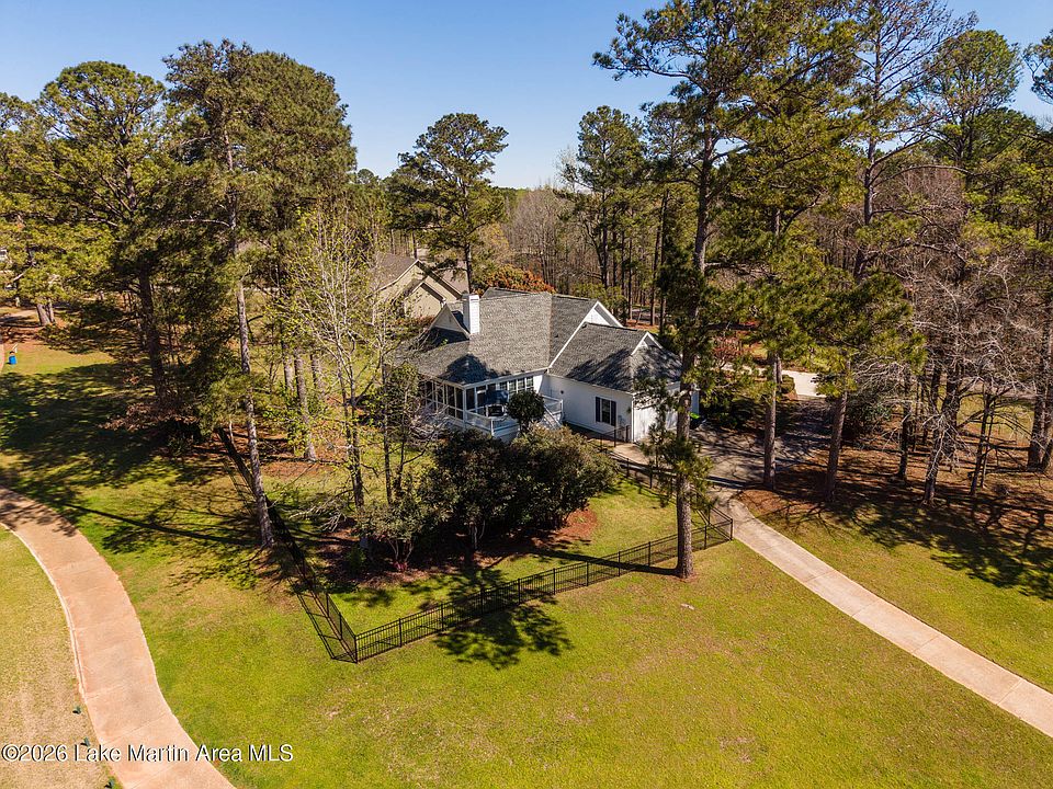 1st image of 840 Stage Coach Rd