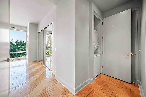 Rented by Sumitomo Real Estate Sales | media 4