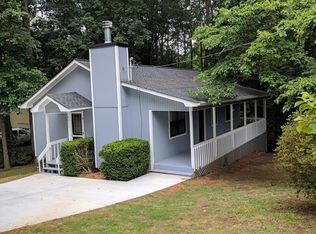 9035 Century Trl, Gainesville, GA 30506