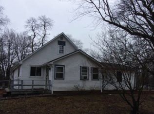 4105 E Grand Ave, Decatur, IL 62526