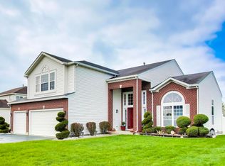 822 Tall Grass Trl, Matteson, IL 60443