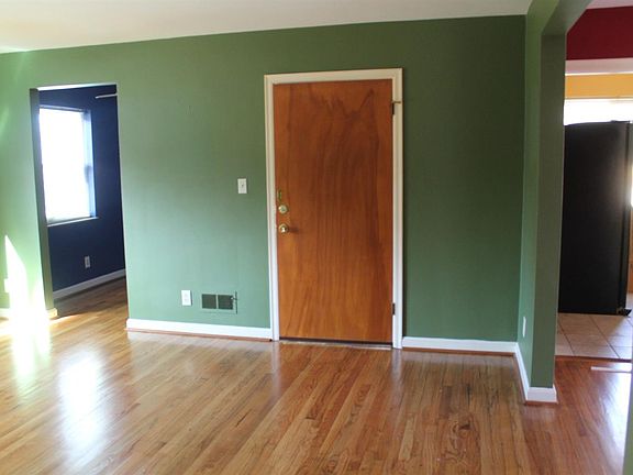 5th image of 1730 Marquette Ave #2