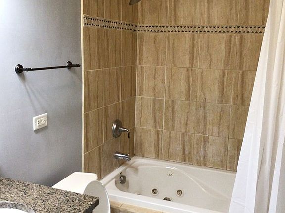 5th image of 4711 S Michigan Ave #4715-2S