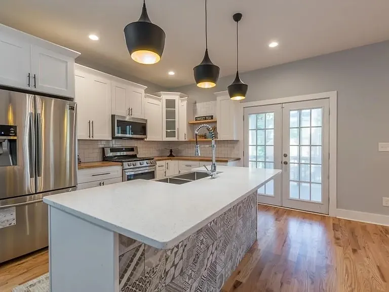 1659 Olympian Way SW — Photo 9