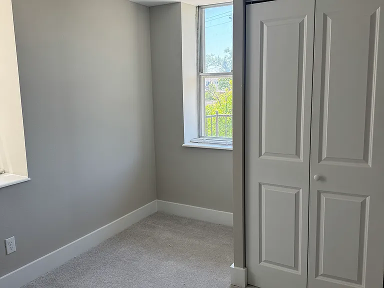 5630 Pershing Ave #25 — Photo 6