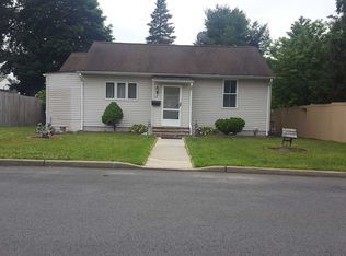 12 W Cooper St, Dover, NJ 07801