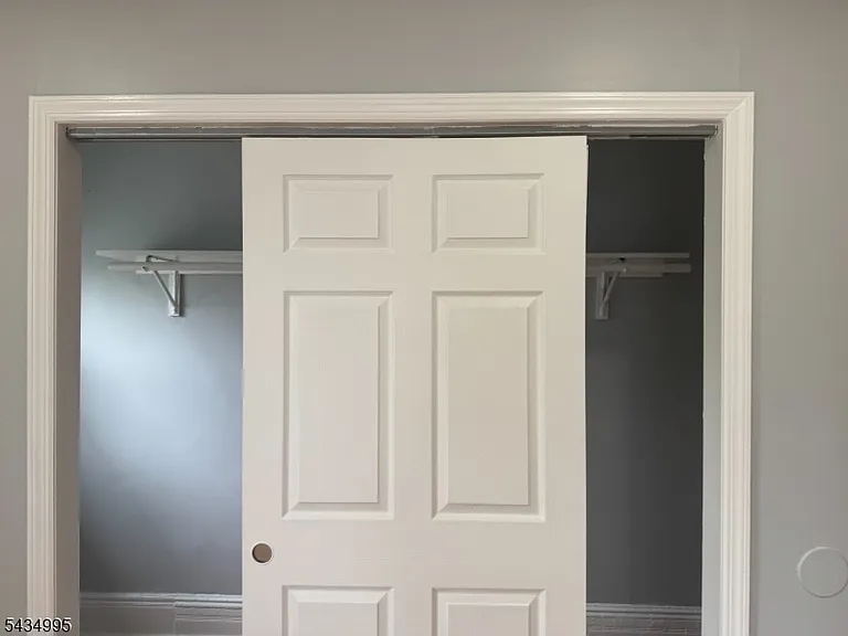 105 N Munn Ave — Photo 12