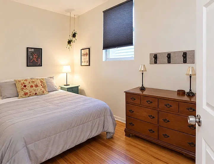 3123 W Homer St — Photo 3