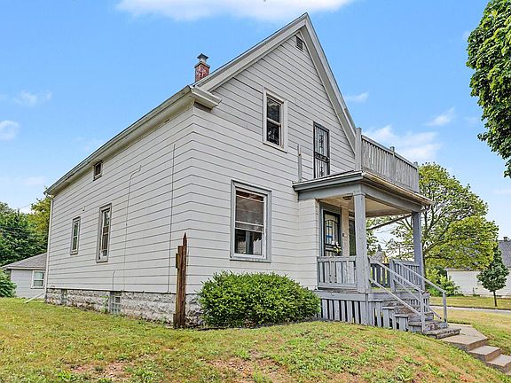 3rd image of 2910 N 17th STREET