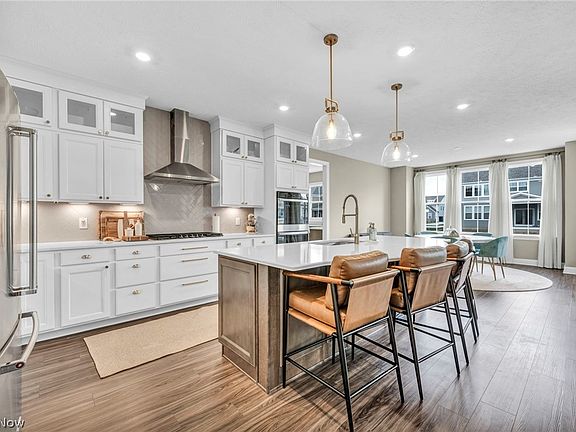 5th image of 32642 Royal Troon Dr