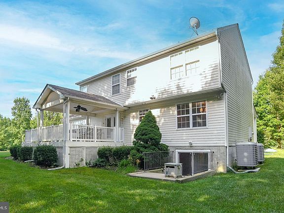 5th image of 22124 Long Bow Dr