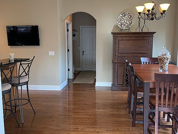 4th image of 11555 Monarch Ct