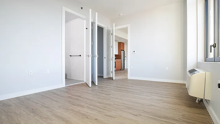 Bedroom, photo 2
