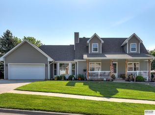 912 Pheasant Cir, Blair, NE 68008