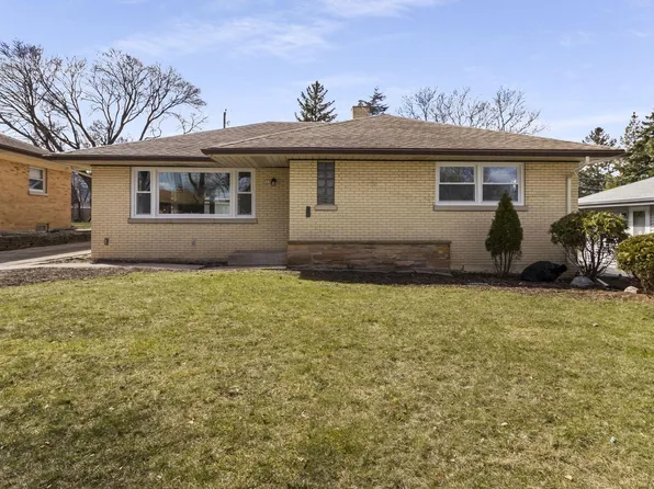 527 North 98th STREET, Wauwatosa, WI 53226