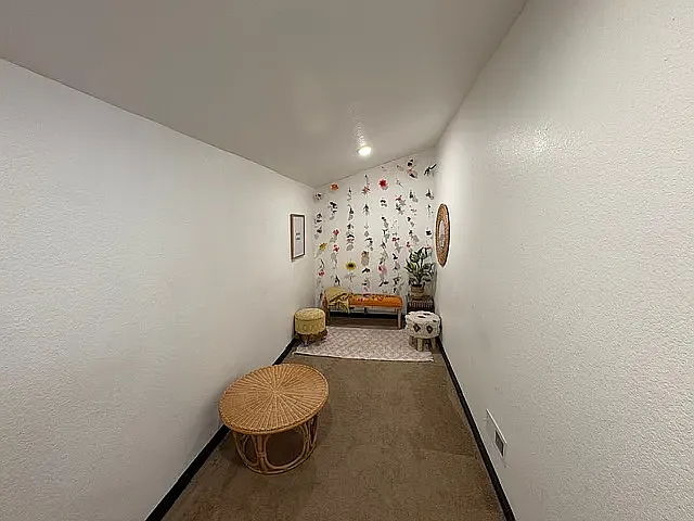 3275 W Hawthorne Pl — Photo 12