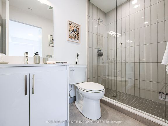 3rd image of 3030 Pharmacy Ave #1121