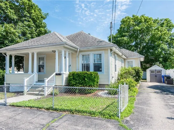 35 Bristol Ave, Pawtucket, RI 02861