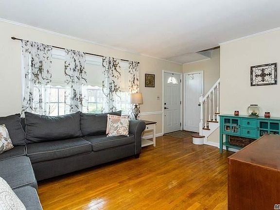 3rd image of 77 Brooklyn Ave