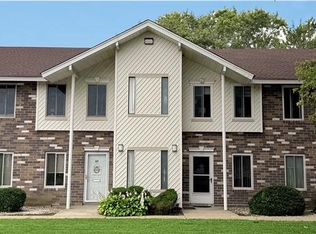 5 El Camino Court #5, Coram, NY 11727