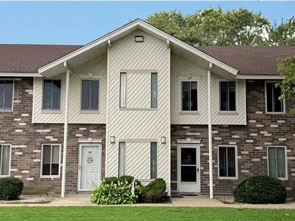 5 El Camino Court #5, Coram, NY 11727