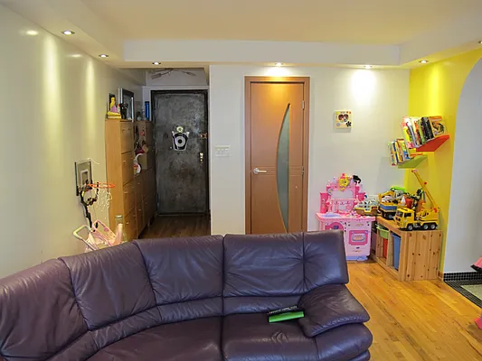 Rented by SUN WOOD REAL ESTATE | media 25