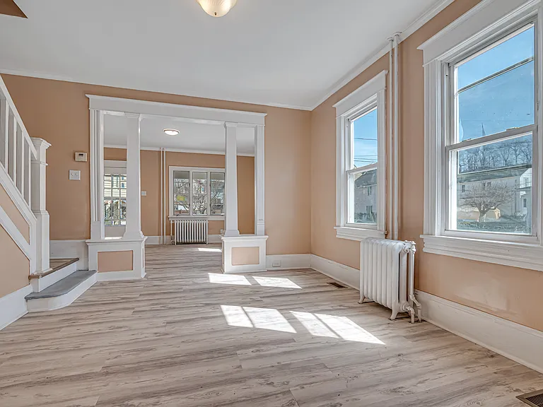 516 Hickory St — Photo 15