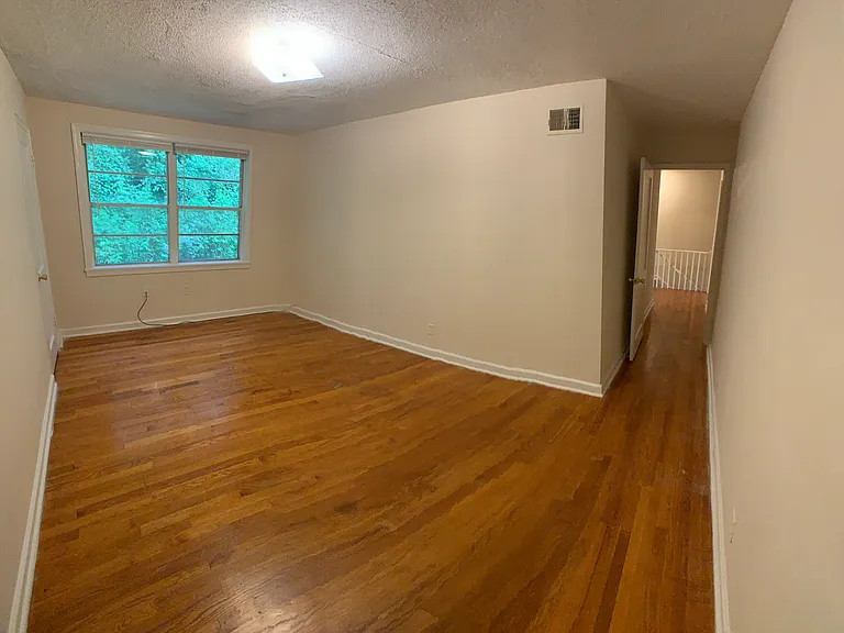 1615 Valley Ave — Photo 67
