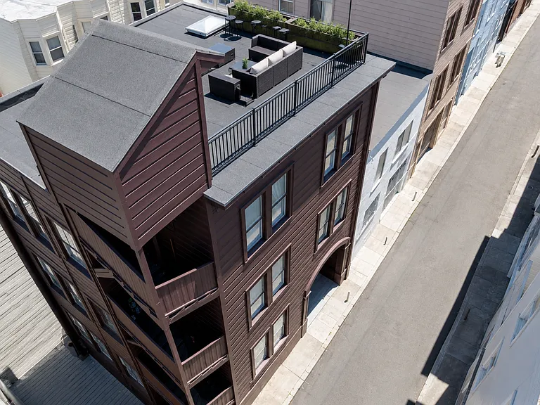 54 Auburn St #1 — Photo 15