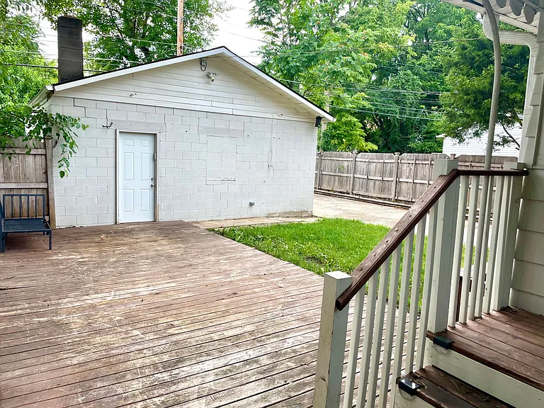 4026 Graceland Ave — Photo 19