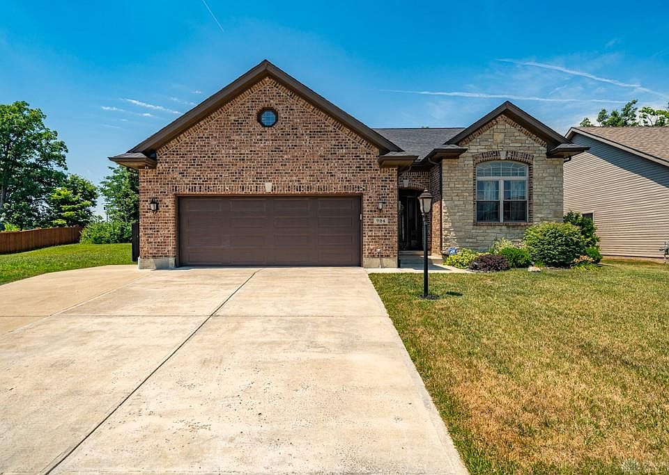 1st image of 724 Deerhurst Dr
