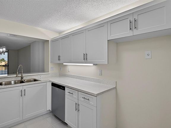 5th image of 7882 Trent Drive #310