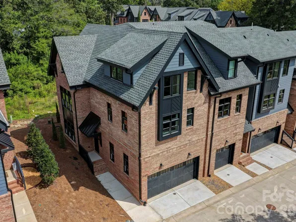 3127 Colyer Pl, Charlotte, NC 28205