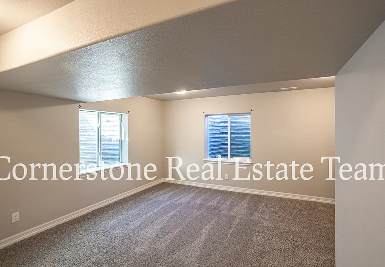 10758 Saco Dr — Photo 34