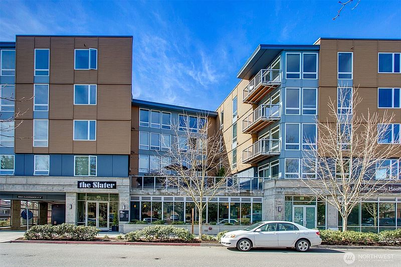 5th image of 11415 Slater Avenue NE #312