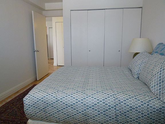 5th image of 1500 Lexington Ave APT 15B