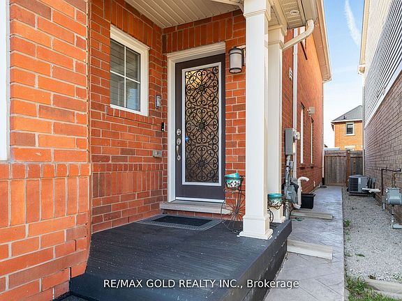 4th image of 1035 Savoline Blvd