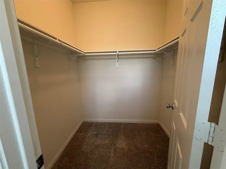 4802 Greenfield Springs Ln — Photo 12