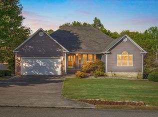 2754 Hayleywood Dr, Athens, TN 37303
