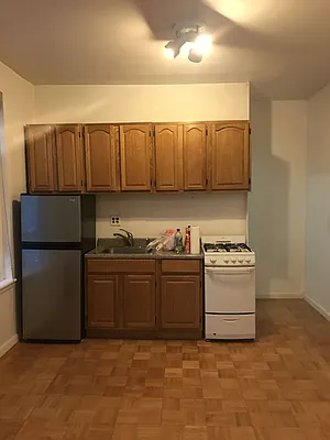 Rented by Compass | media 23