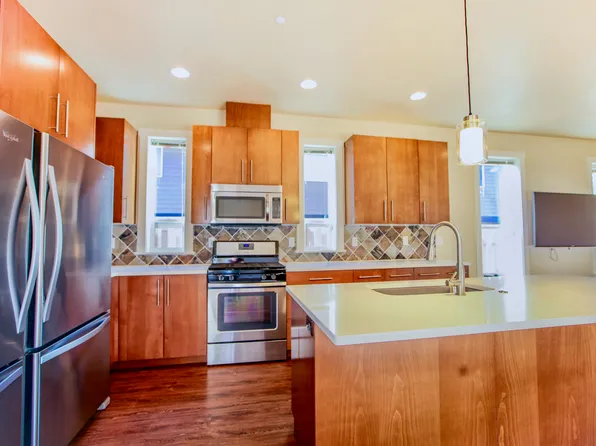 900 SW Grove St, Corvallis, OR 97333