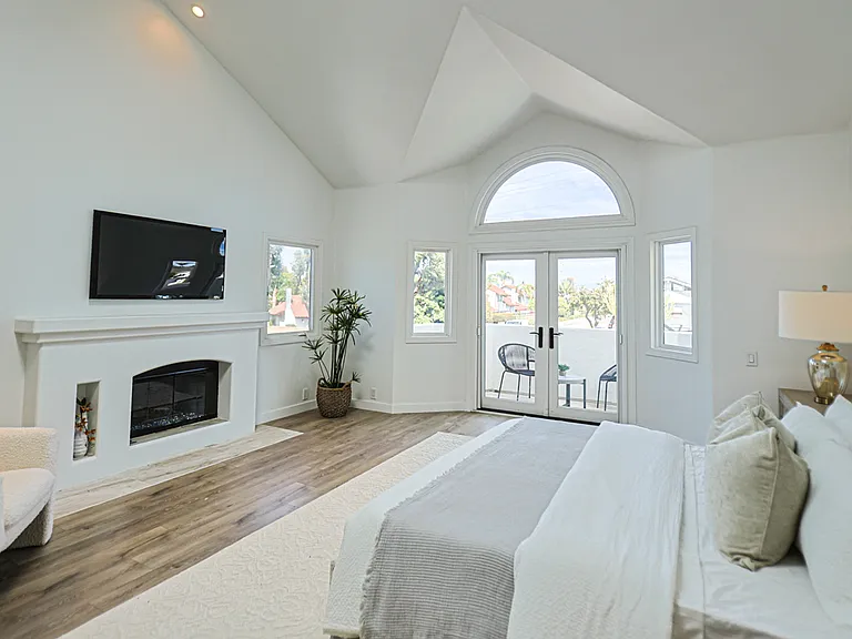 1219 Delaware St — Photo 22